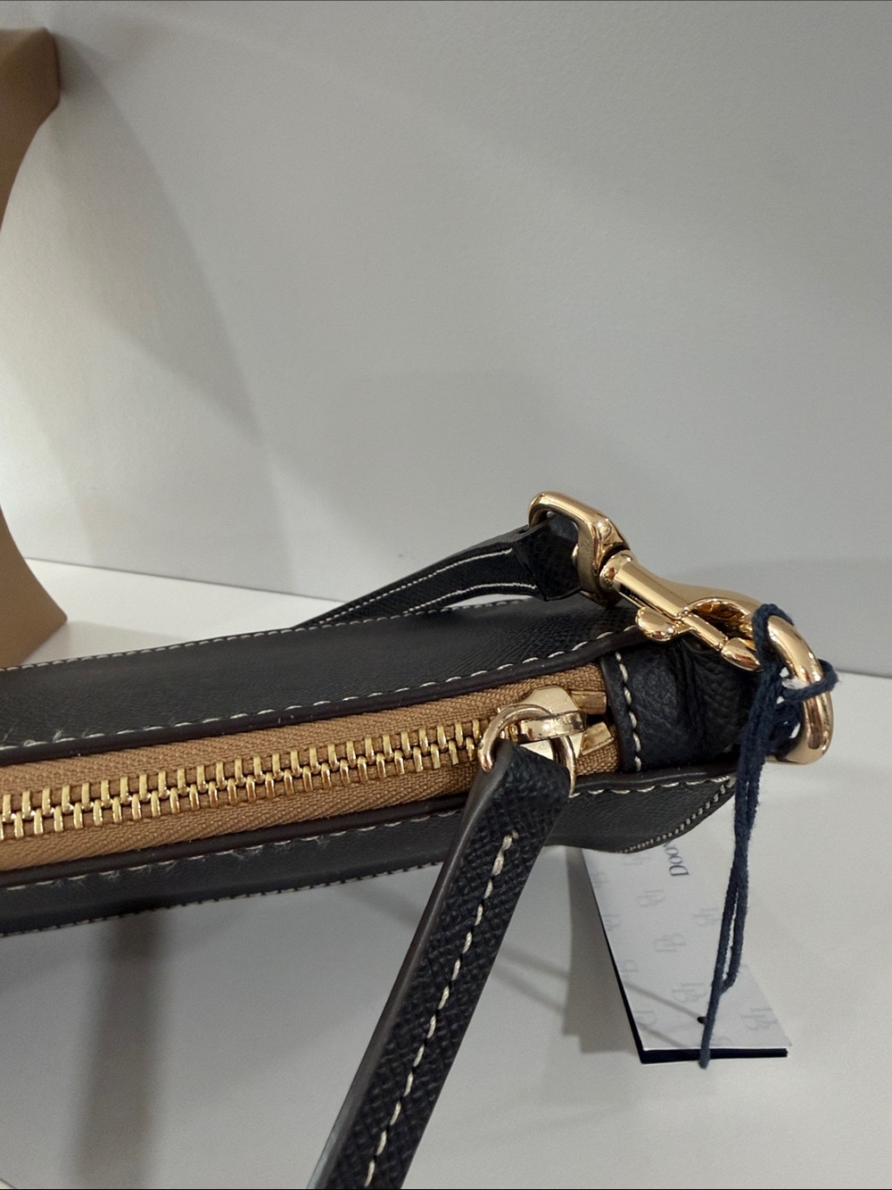 Dooney & Bourke Demi 20 - New - Picture 6 of 13